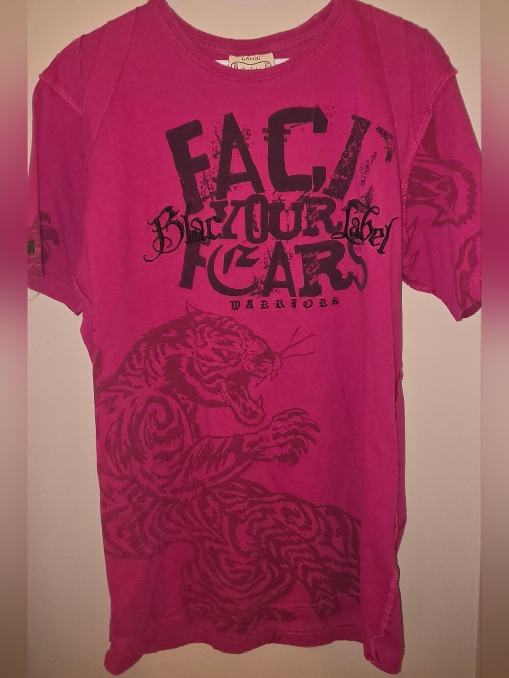 Vintage Blac Label "Face Your Fear" Y2K T-Shirt Size Large